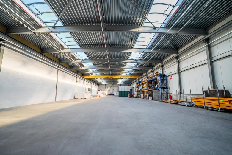 BedrijfsruimteaanBedrijvenweg 10<br/> inDe Kwakel