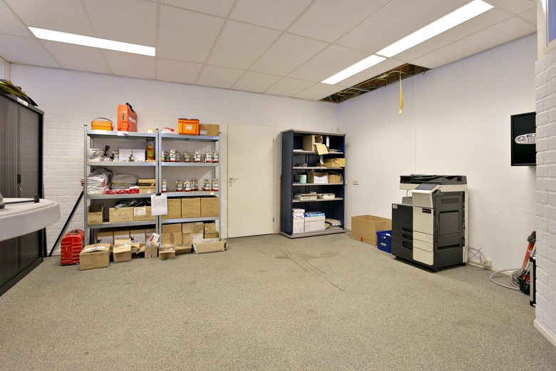 BedrijfsruimteaanGantelstraat 3<br/> inWaalwijk BedrijfsruimteaanGantelstraat 3<br/> inWaalwijk
