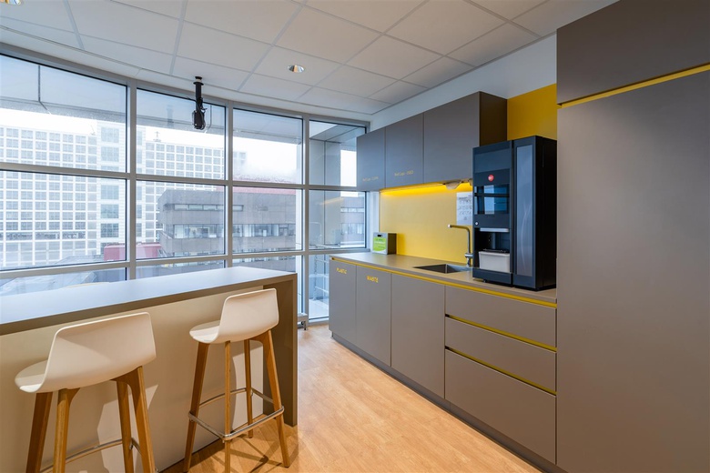 KantoorruimteaanWilhelmina van Pruisenweg 2<br/> inDen Haag