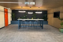 Bekijk foto 3 van Lylantse Plein 1