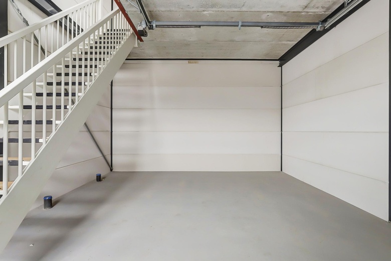 BedrijfsruimteaanDirk Verheulweg 2 F 3<br/> inWaddinxveen