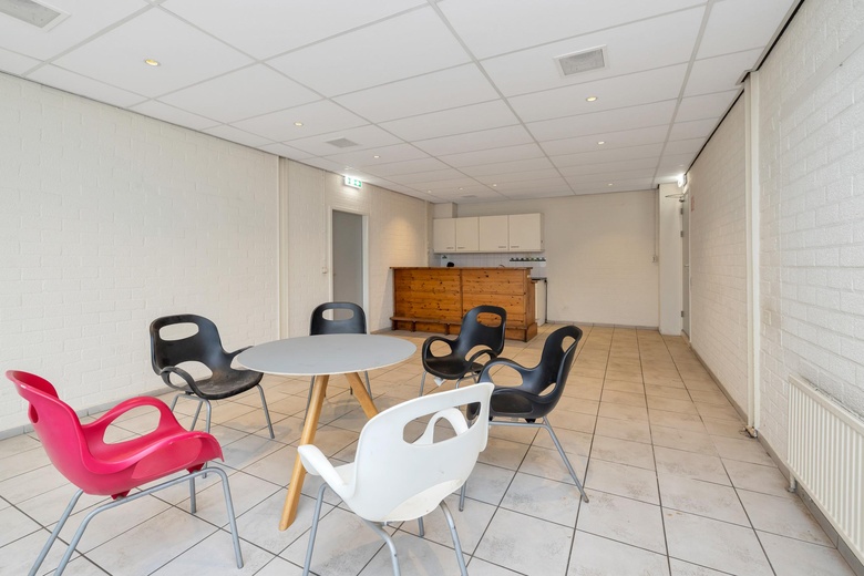 BedrijfsruimteaanPanovenweg 10<br/> inTiel