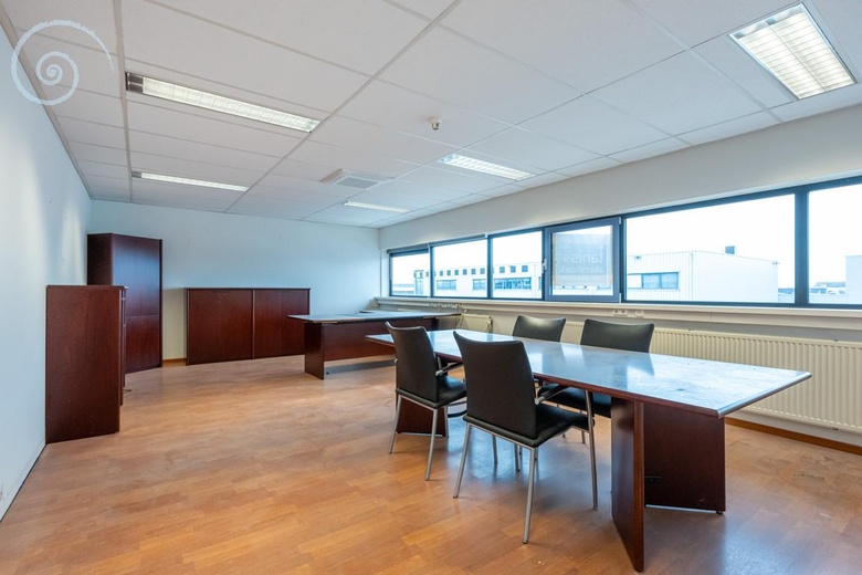 BedrijfsruimteaanWatertoren 41 d<br/> inDirksland