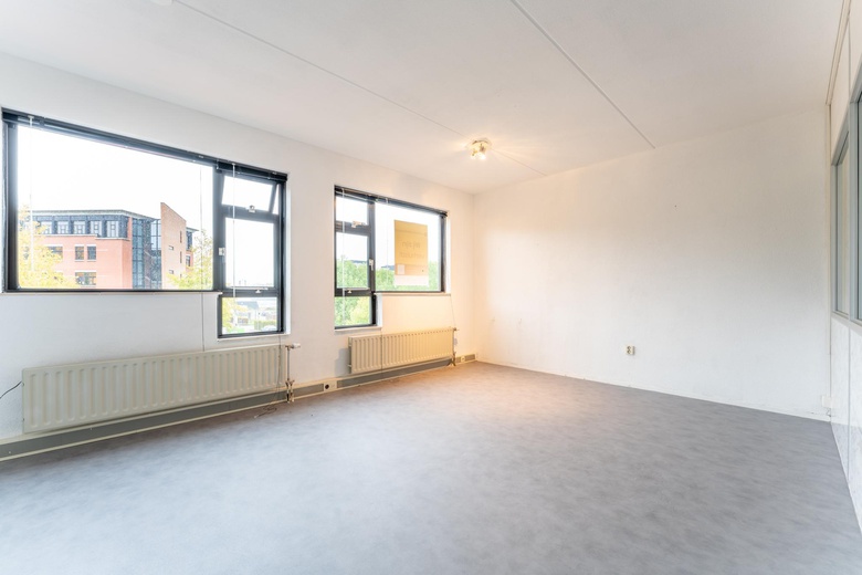 KantoorruimteaanBotter 14 5 en 11<br/> inLelystad KantoorruimteaanBotter 14 5 en 11<br/> inLelystad