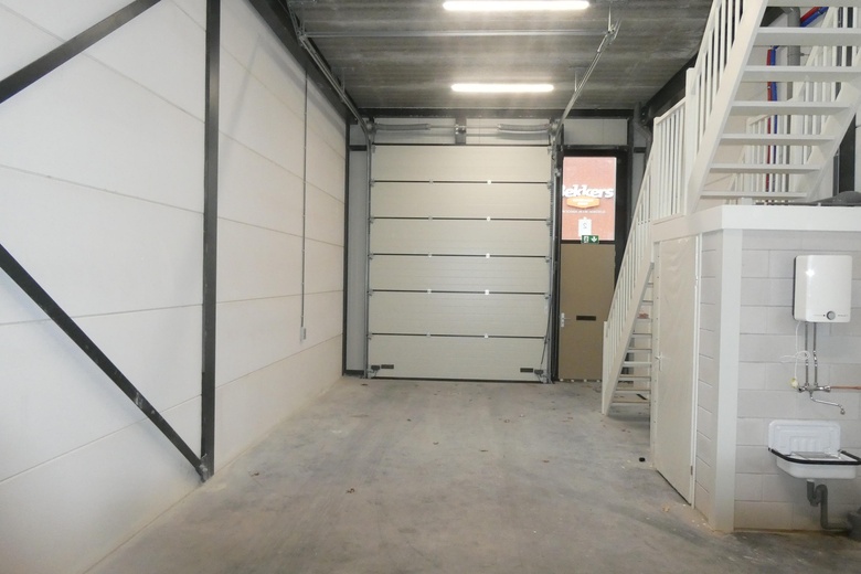 BedrijfsruimteaanJohn F. Kennedylaan 42<br/> inValkenswaard