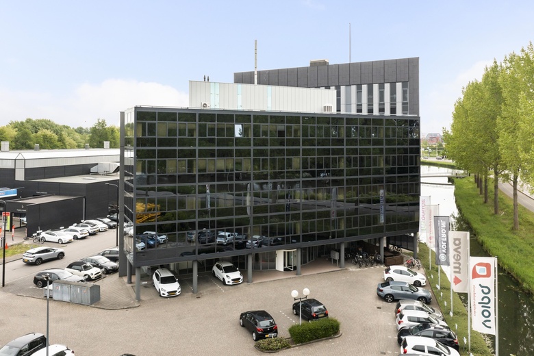 Bekijk foto 1 van Tielweg 6