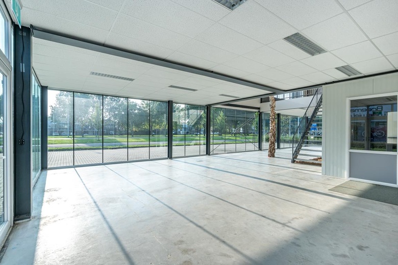 BedrijfsruimteaanBoezemweg 15<br/> inOude-Tonge