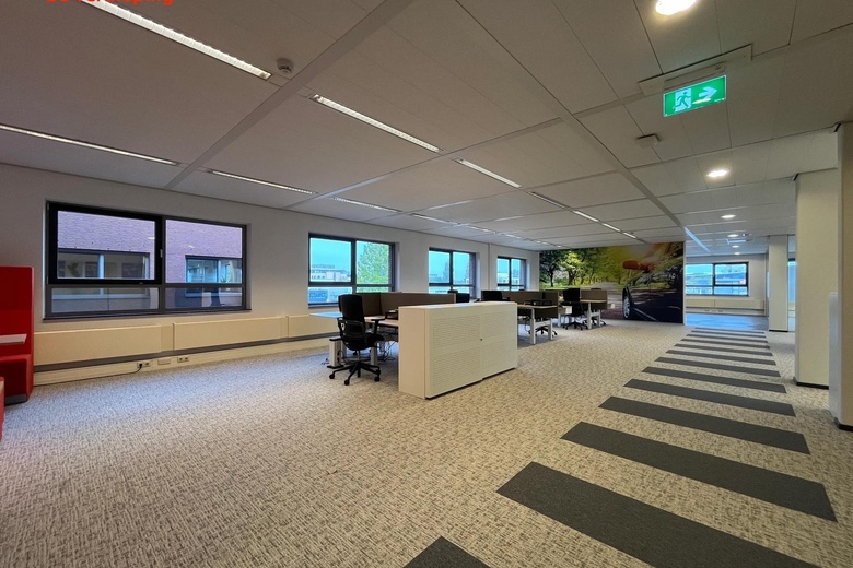 KantoorruimteaanPompmolenlaan 10<br/> inWoerden KantoorruimteaanPompmolenlaan 10<br/> inWoerden