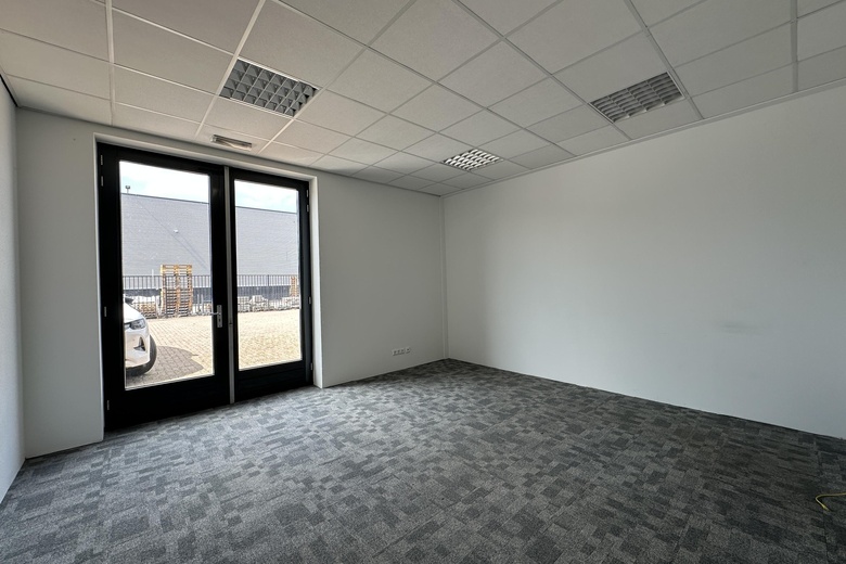 BedrijfsruimteaanLeeghwaterstraat 4 b<br/> inWerkendam BedrijfsruimteaanLeeghwaterstraat 4 b<br/> inWerkendam