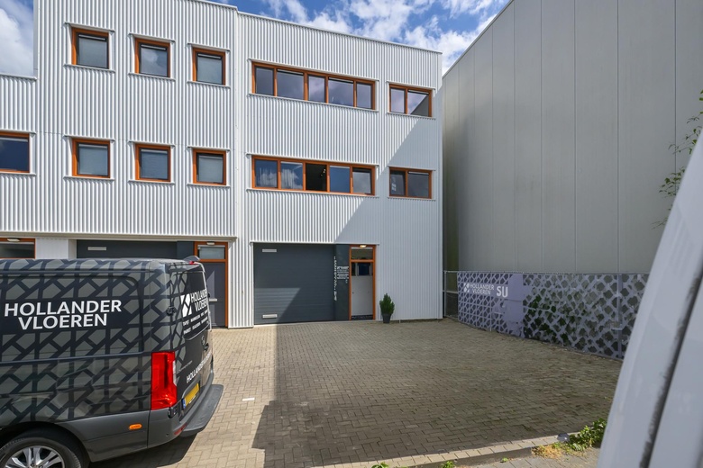 Bekijk foto Bedrijfsruimte aan de Rijshoutweg 1 C 8 in Zaandam Bekijk foto Bedrijfsruimte aan de Rijshoutweg 1 C 8 in Zaandam