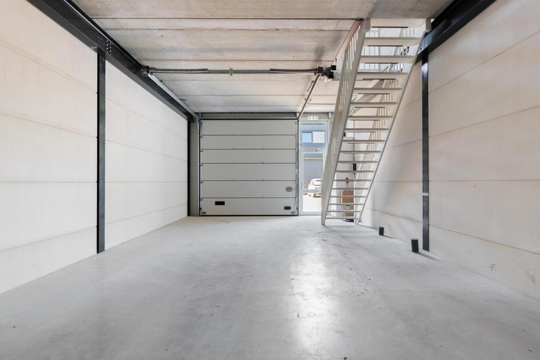 BedrijfsruimteaanDirk Verheulweg 2 B 8<br/> inWaddinxveen