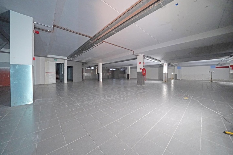 WinkelruimteaanZoetelaarpassage 13<br/> inAlmere WinkelruimteaanZoetelaarpassage 13<br/> inAlmere