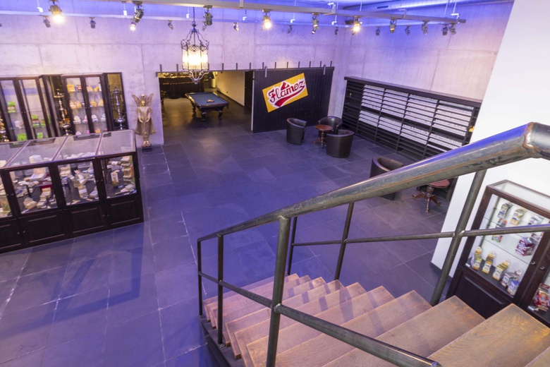 BedrijfsruimteaanValkenjachtstraat 17 - 19<br/> inTilburg