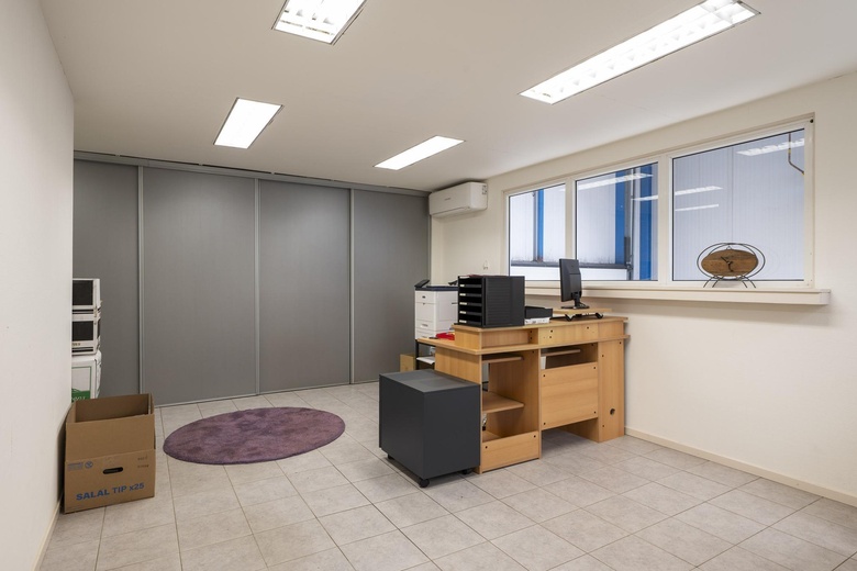 BedrijfsruimteaanBusiness Park Stein 206<br/> inElsloo BedrijfsruimteaanBusiness Park Stein 206<br/> inElsloo