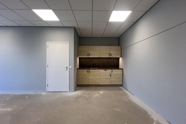 BedrijfsruimteaanLaurens Jzn. Costerstraat 4 B<br/> inOud-Beijerland