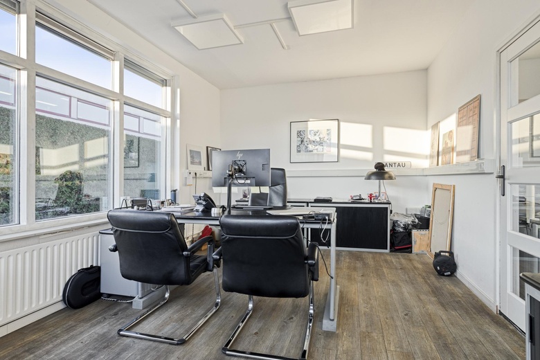 BedrijfsruimteaanSchouwslootweg 7<br/> inWaalwijk