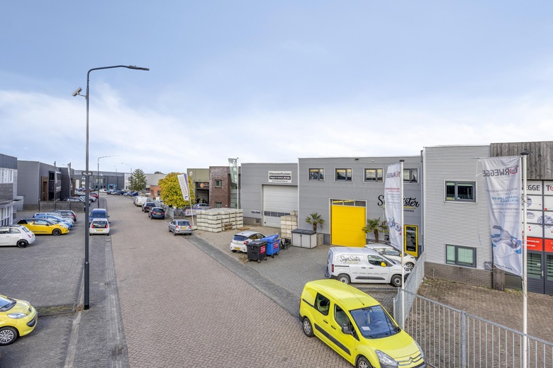 BedrijfsruimteaanTinus van der Sijdestraat 7<br/> inSprang