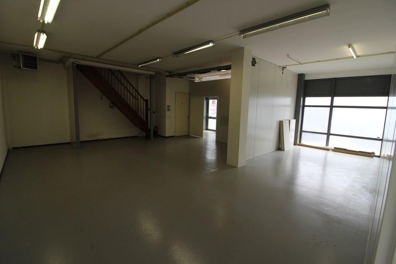 WinkelruimteaanBellstraat 2 D<br/> inVlaardingen WinkelruimteaanBellstraat 2 D<br/> inVlaardingen