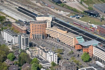 Bekijk foto 3 van Stationsplein 69