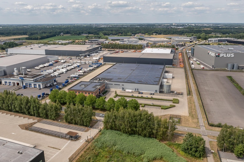 BedrijfsruimteaanVorstengrafdonk 63<br/> inOss