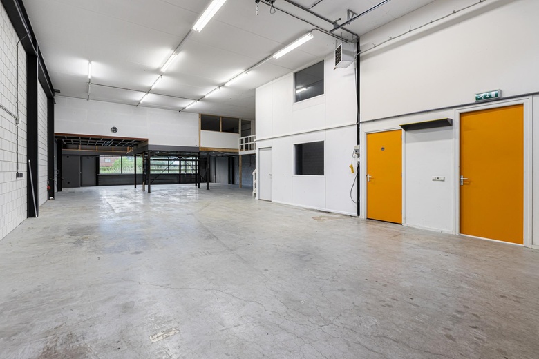 BedrijfsruimteaanJac. P. Thijsseweg 6<br/> inAlphen aan den Rijn BedrijfsruimteaanJac. P. Thijsseweg 6<br/> inAlphen aan den Rijn
