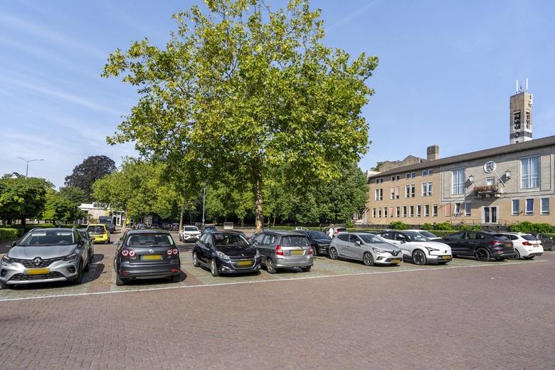 WinkelruimteaanRaadhuisplein 1<br/> inOosterbeek WinkelruimteaanRaadhuisplein 1<br/> inOosterbeek