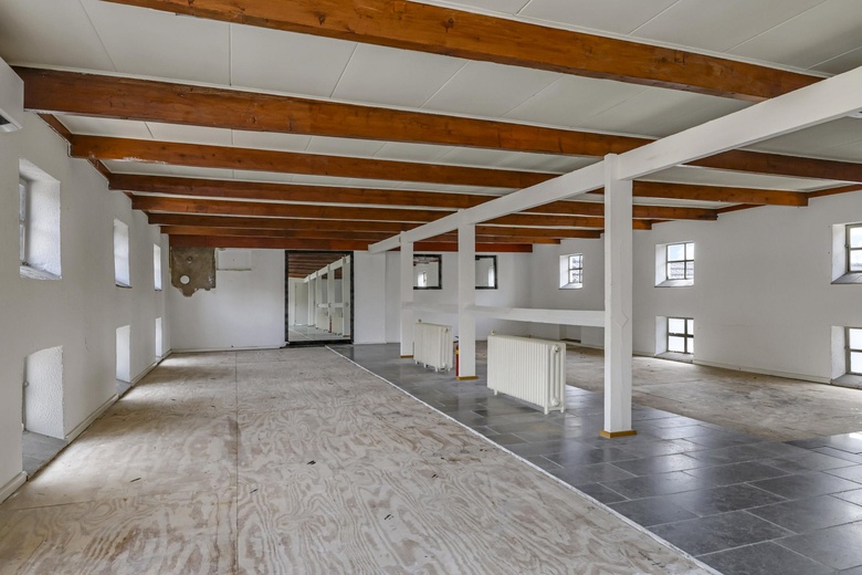 BedrijfsruimteaanDorpsstraat 40<br/> inHummelo