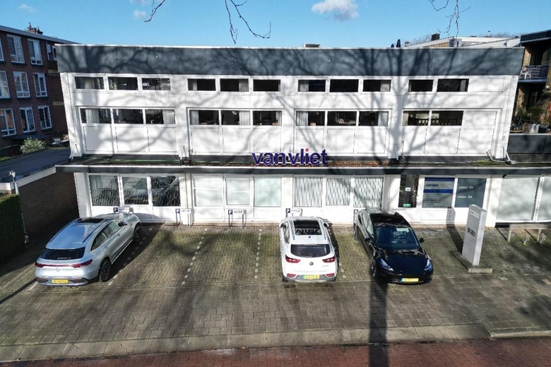 Bekijk foto Kantoorruimte aan de Jhr. Van Karnebeekweg 6 a in Ridderkerk