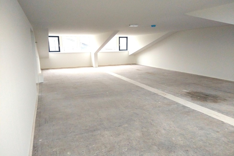 BedrijfsruimteaanVeenpoldersweg 36<br/> inLeidschendam BedrijfsruimteaanVeenpoldersweg 36<br/> inLeidschendam