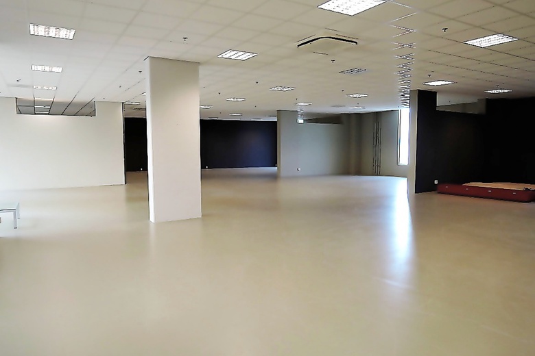 WinkelruimteaanEuromarkt 40<br/> inAlphen aan den Rijn