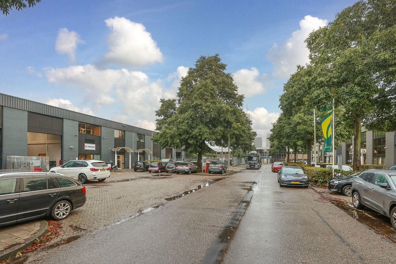 BedrijfsruimteaanLemelerbergweg 16<br/> inAmsterdam