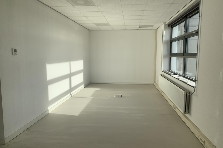 KantoorruimteaanZwaalweg 26 - 32<br/> inBarendrecht