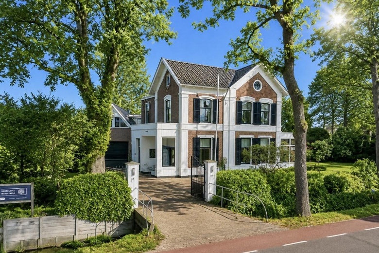 Bekijk foto Kantoorruimte aan de Dorpsweg 23 in Maartensdijk