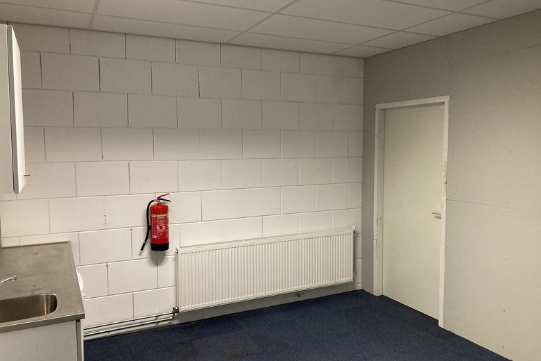 KantoorruimteaanNewtonstraat 42 F<br/> inHeerhugowaard KantoorruimteaanNewtonstraat 42 F<br/> inHeerhugowaard