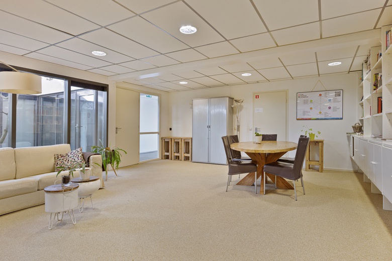 KantoorruimteaanIJsselkade 9 a<br/> inZutphen KantoorruimteaanIJsselkade 9 a<br/> inZutphen