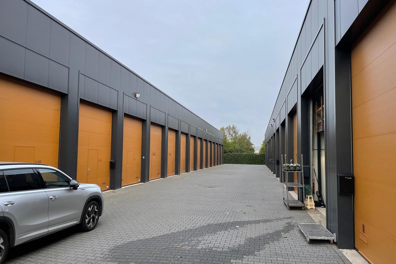 BedrijfsruimteaanZeilschip 3 07<br/> inHouten