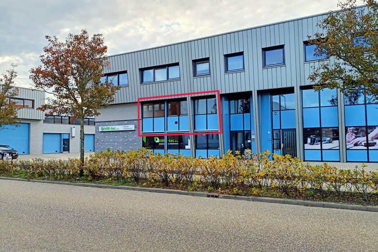 Bekijk foto 1 van Veenderveld 56