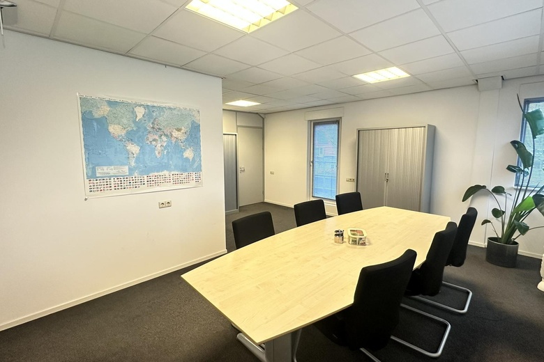 Kantoorruimteaanvan Heemstraweg-west 2<br/> inZaltbommel