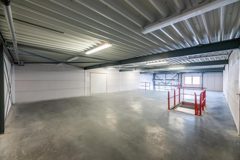 BedrijfsruimteaanLeeghwaterstraat 4 b<br/> inWerkendam BedrijfsruimteaanLeeghwaterstraat 4 b<br/> inWerkendam