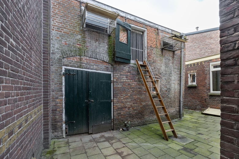 WinkelruimteaanLiesbosstraat 25<br/> inBreda WinkelruimteaanLiesbosstraat 25<br/> inBreda