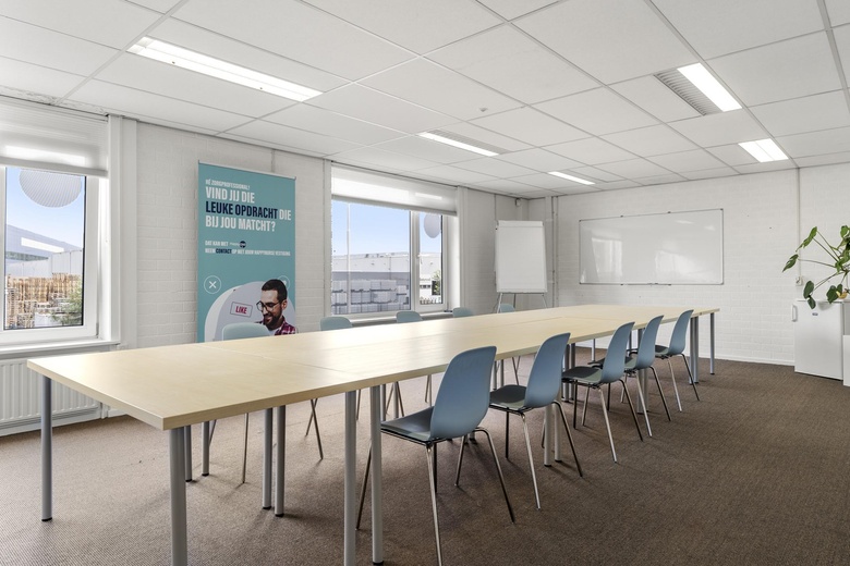 KantoorruimteaanMarconistraat 8<br/> inEde