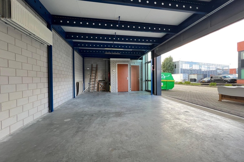 BedrijfsruimteaanNewtonweg 12<br/> inAlblasserdam BedrijfsruimteaanNewtonweg 12<br/> inAlblasserdam