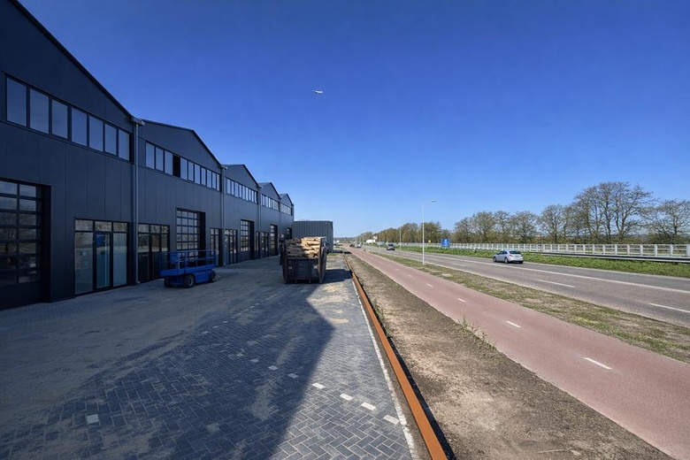 WinkelruimteaanHaarlemmerstraatweg 71 D<br/> inHalfweg