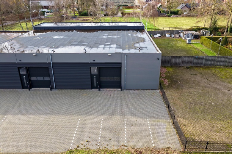 BedrijfsruimteaanOranjelaan 42 j<br/> inBeek en Donk