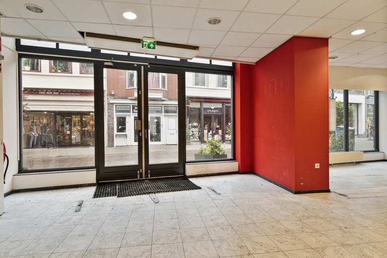 WinkelruimteaanOudestraat 86<br/> inKampen WinkelruimteaanOudestraat 86<br/> inKampen