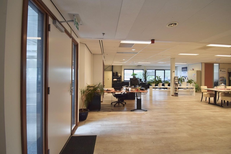 KantoorruimteaanAmsterdamsestraatweg 45 E<br/> inNaarden