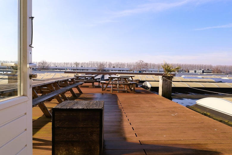 BedrijfsruimteaanHogeweyselaan 145<br/> inWeesp