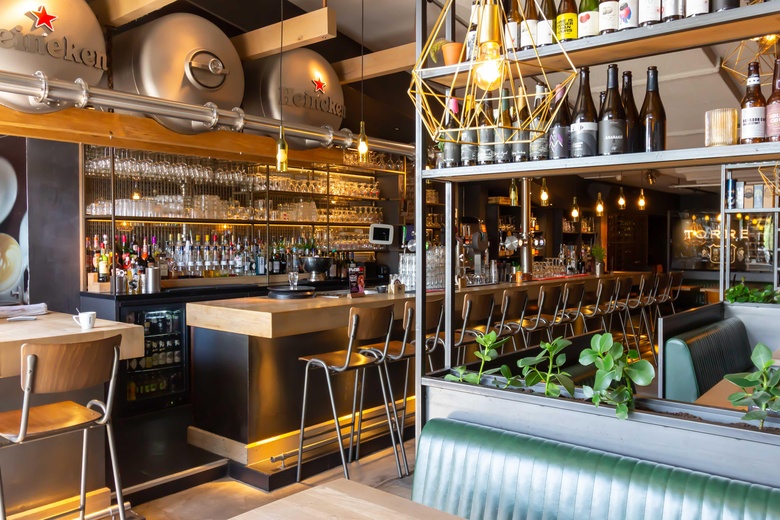 HorecaaanRaadhuisplein 14<br/> inHoofddorp