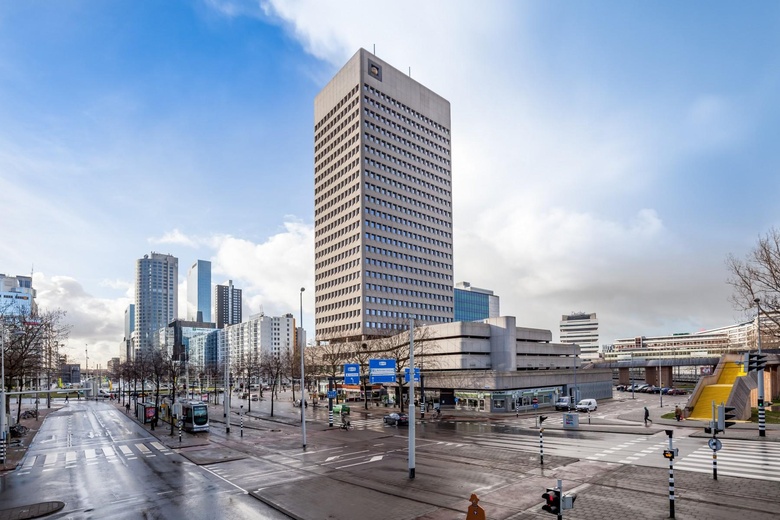 Bekijk foto 1 van Hofplein 20