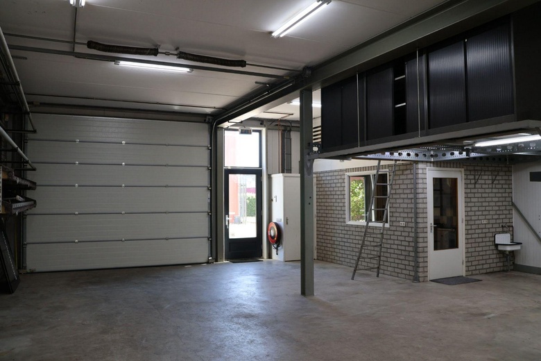 BedrijfsruimteaanBernseweg 20 o<br/> inAmmerzoden